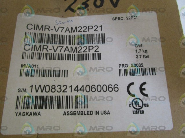 YASKAWA DRIVE CIMR-V7AM22P2 *NEW IN BOX*