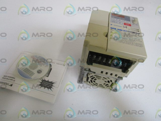 YASKAWA DRIVE CIMR-V7AM22P2 *NEW IN BOX*