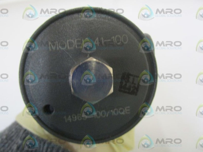MOORE 41-100 REGULATOR *USED*