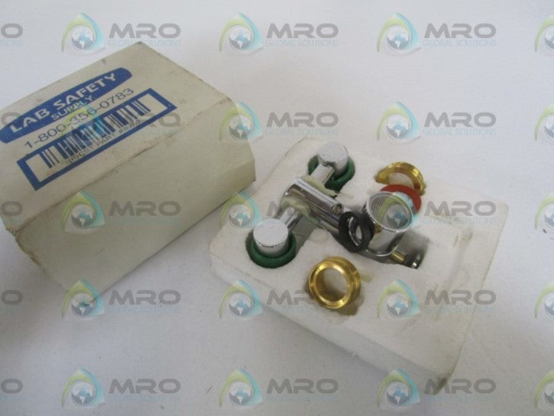 LAB SAFETY EYE WASH KIT 8252 *NEW IN BOX*