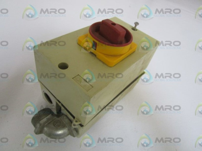 ALLEN BRADLEY 2.5-4.0A CIRCUIT BREAKER w/ ENCLOSURE 140M-C2E-B40 SER.B  UNMP