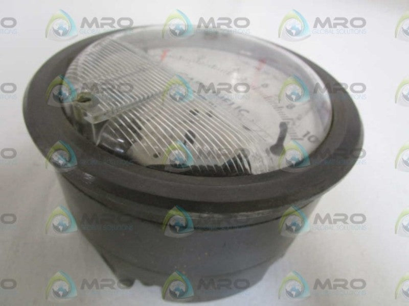 DWYER 0-10 LBS PER SQ. IN. GAUGE 4210C  UNMP