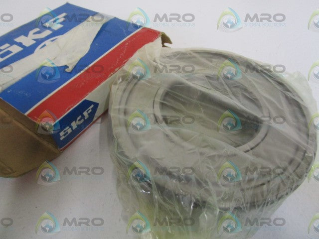 SKF 6314-2ZJEM BALL BEARING *NEW IN BOX*