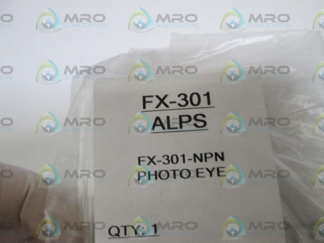 TRI-PHASE PHOTO EYE FX-301-NPN *NEW NO BOX*