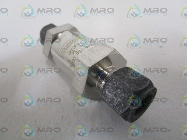 PARKER CONNECTOR 3/8" 316 *NEW NO BOX*