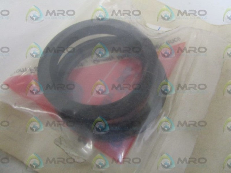 LOT OF 2 FISHER 1-1/2" PISTON RING 1U221505092 *NEW IN FACTORY BAG*