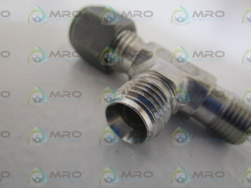 PARKER 1/4"X1/8" MALE RUN TEE 4-2-4RBZ * NEW OUT OF BOX *