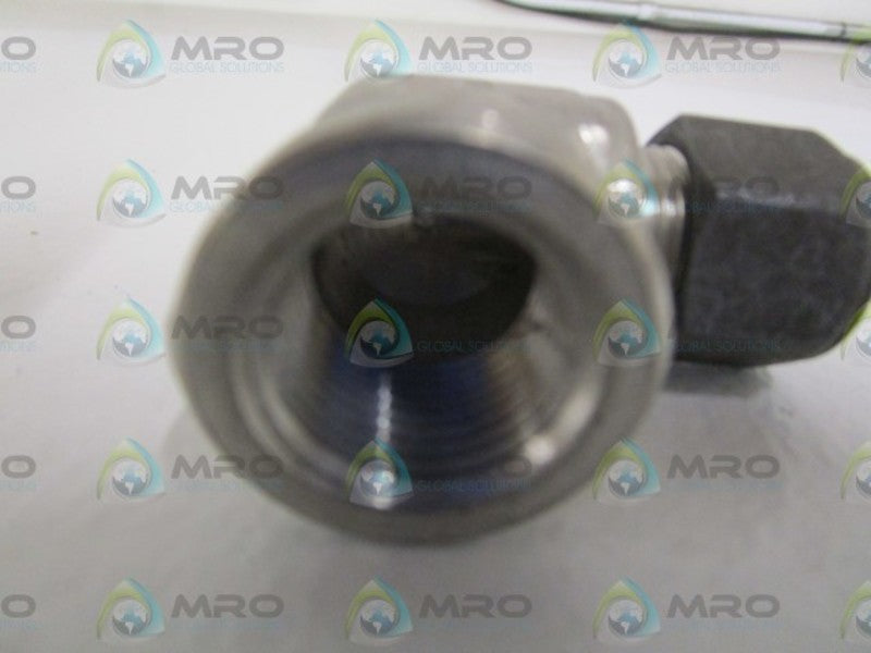 PARKER 1/2" X 1/2" FEMALE ELBOW 8-8-DBZ-S *NEW NO BOX*