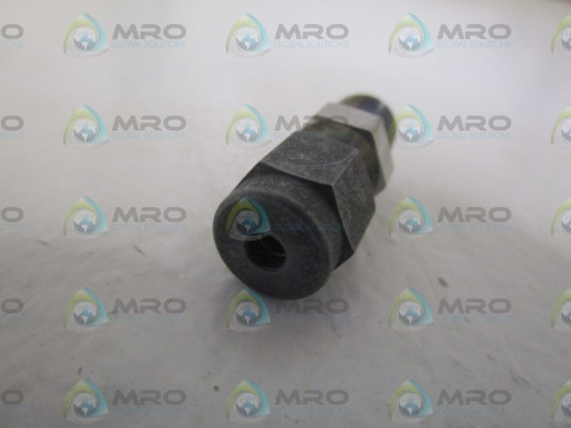 PARKER 1/8" T X 1/8" MALE CONNECTOR 2-2FBZ-SS *NEW NO BOX*
