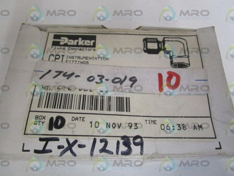 LOT OF 10 PARKER 1/8" X 1/8" FEMALE ELBOW 2-2DBZ-SS *NEW IN BOX*