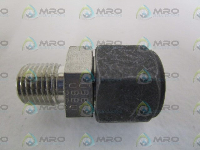 LOT OF 14 PARKER 1/2" X 1/4" ADAPTER 8-4FBZ-SS *NEW NO BOX*