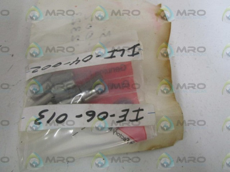 LOT OF 10 FISHER 1/4X0.62 PIN GROOVE 1C898928982 *NEW IN FACTORY BAG*
