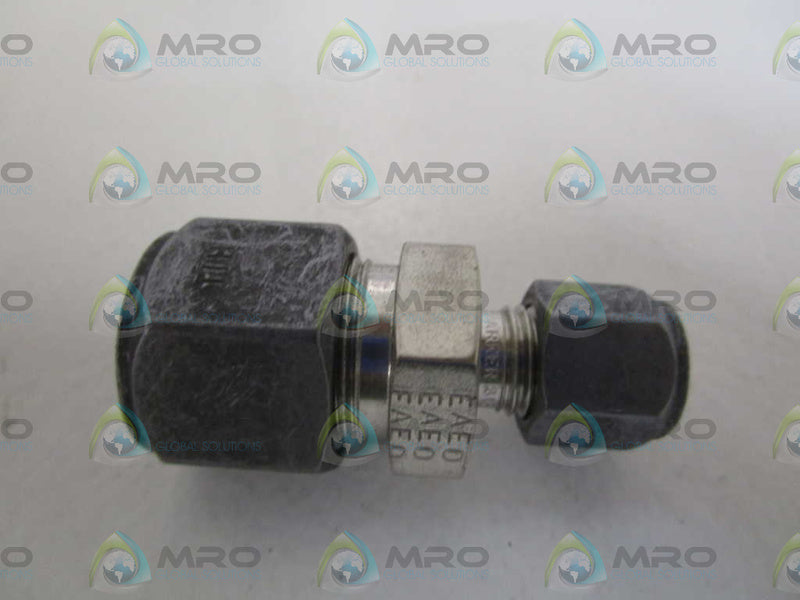 LOT OF 10 PARKER 1/2"TX1/4"NPT TUBE UNION 8-4-HBZ *NEW NO BOX*