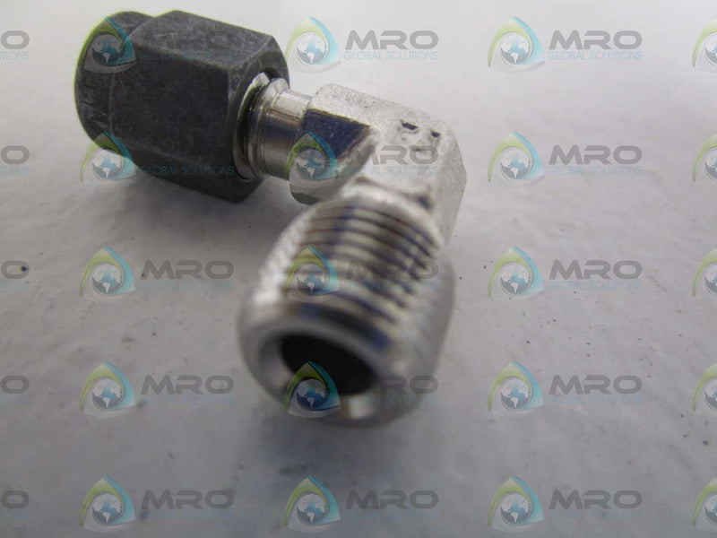 PARKER 1/8"T X 1/8P MALE ELBOW 2-2CBZ-SS *NEW NO BOX*