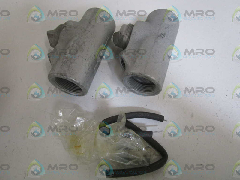 LOT OF 2 CROUSE-HINDS 1-1/4" FITTING EYD 4 *NEW IN BOX*