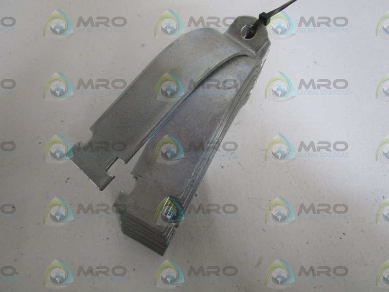 LOT OF 12 4-1/2" PIPE CLAMP 4" *NEW NO BOX*