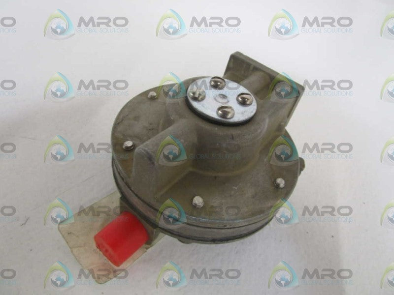 FISHER RELAY TYPE 82 *NEW NO BOX*