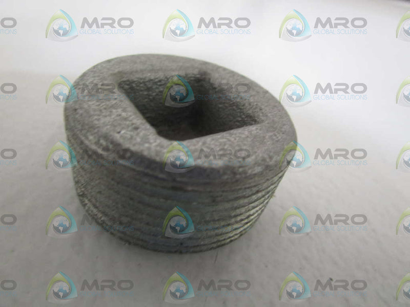 LOT OF 7 CROUSE-HINDS 1-1/4" CONDUIT PLUG PLG4 *NEW NO BOX*