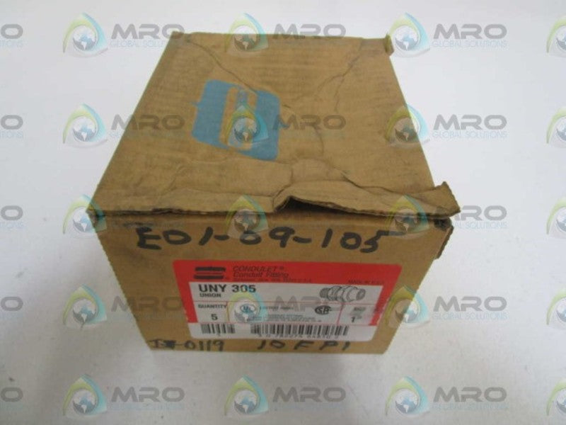 LOT OF 5 CROUSE-HINDS 1" CONDUIT FITTING UNY305 *FACTORY SEALED*