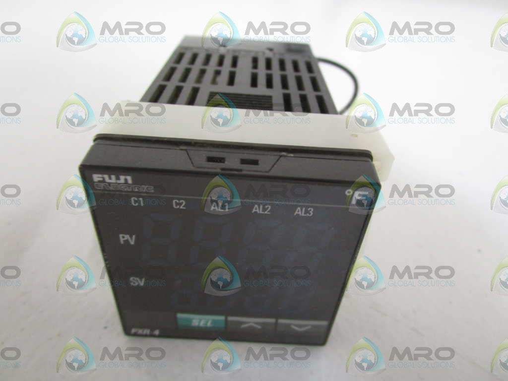 FUJIE ELECTRIC TEMPERATURE CONTROL PXR4RAY1-4V0A1 *USED*