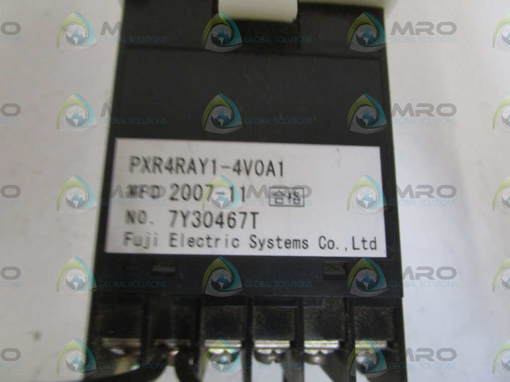 FUJIE ELECTRIC TEMPERATURE CONTROL PXR4RAY1-4V0A1 *USED*
