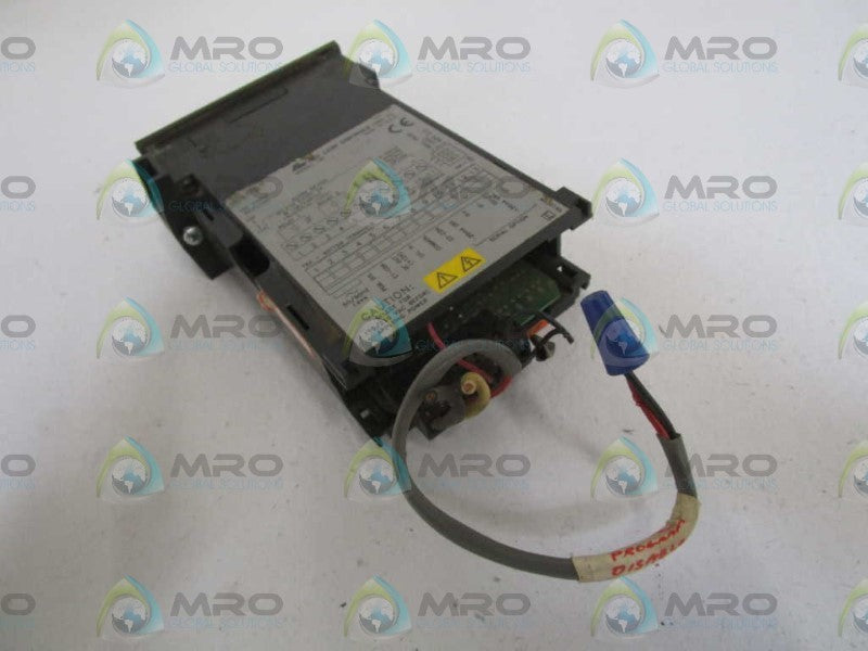 RED LION DIGITAL METER IMI04160 *USED*