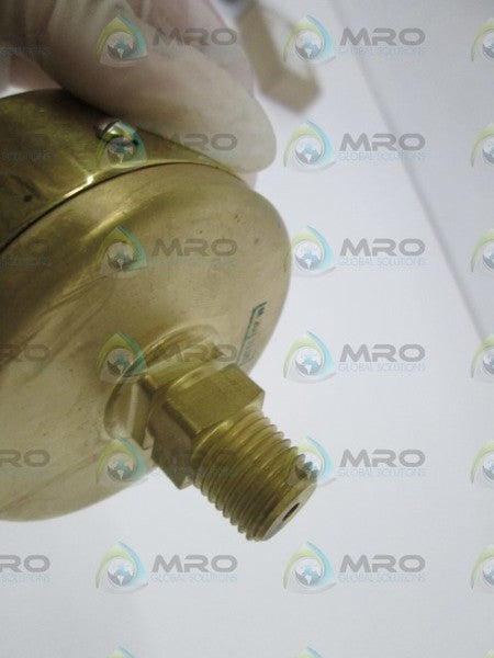 NOSHOK 25-310-30 1/4NPT PRESSURE GAUGE BACK CONN *NEW IN BOX*