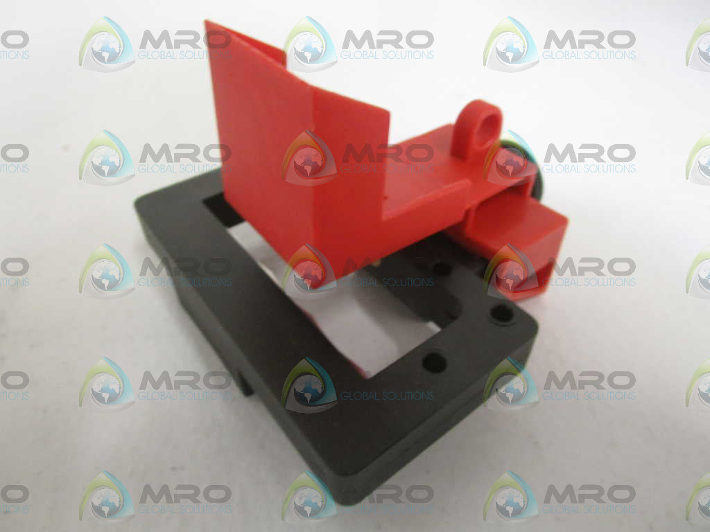 IDEAL 44-823 LARGE BREAKER LOCKOUT *NEW IN BOX*