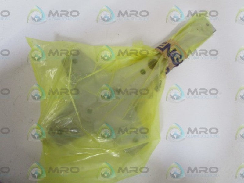 INDUSTRIAL MRO 4820-456-00-32-093 PLATE *NEW NO BOX*