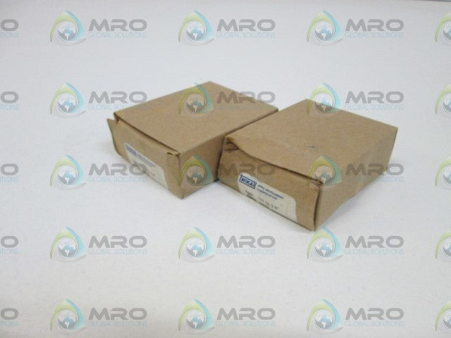 LOT OF 2 WIKA GAUGE 111.10 2.5" 2000PSI 1/4" NPT LM / 4253221 *NEW IN BOX*