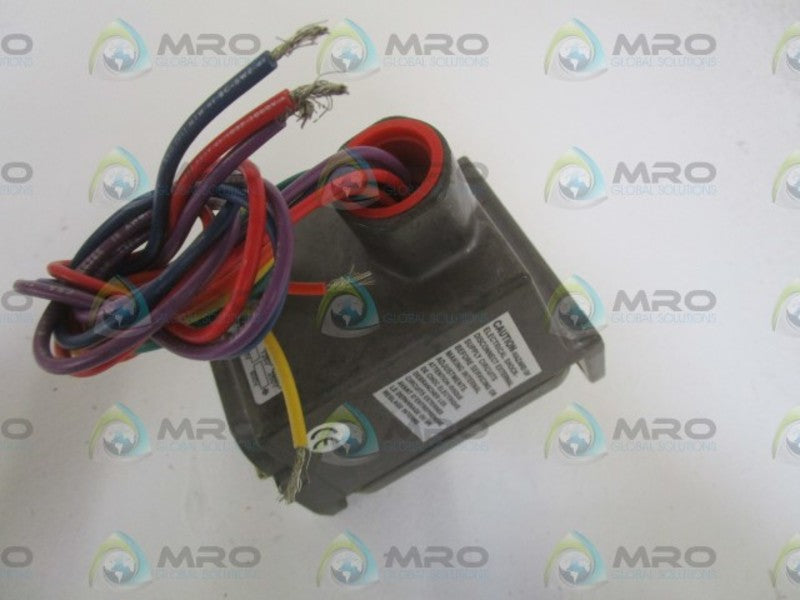 BARKSDALE CD2H-H18SS DIALMATIC PRESSURE SWITCH  NSNP
