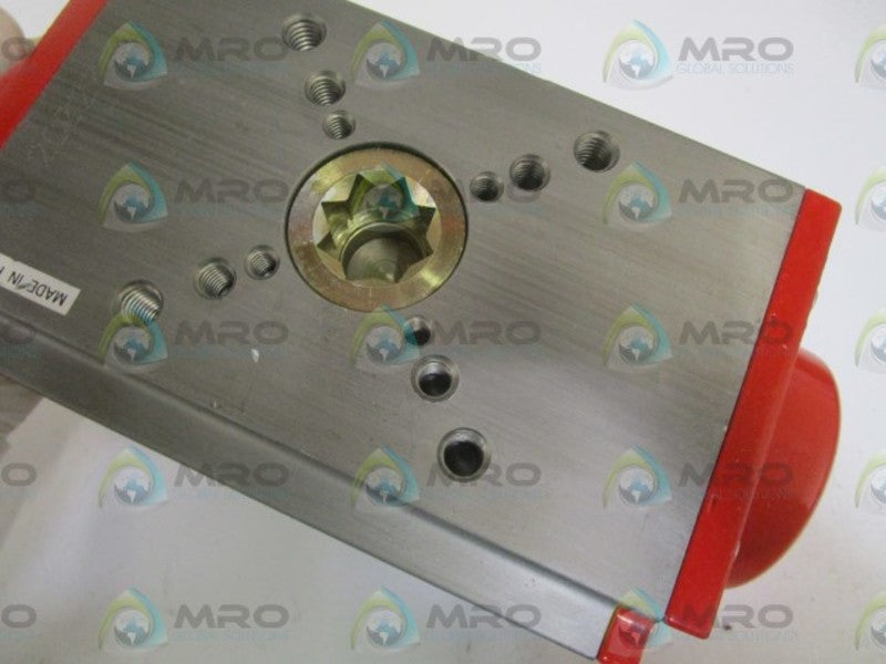 TRIAD 2R80SR SPRING RETURN RACK & PINION ACTUATOR *NEW NO BOX*