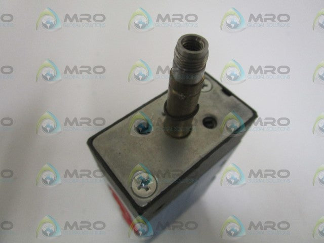 REXROTH PS31010-1355 PNEUMATIC VALVE (AS PICTURED) *NEW NO BOX*