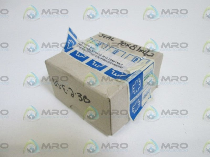 LOT OF 4 MAIER SEALS 3512409-002 NSMP