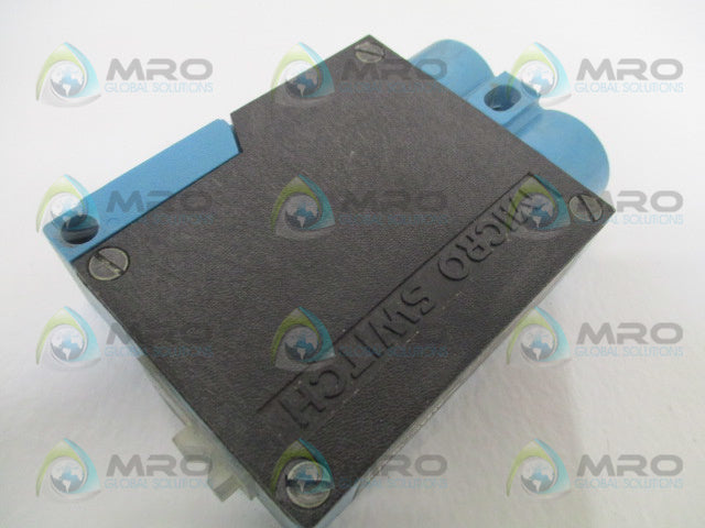 MICROSWITCH MLS10-A11A MODULATED PHOTOELECTRIC CONTROL *USED*