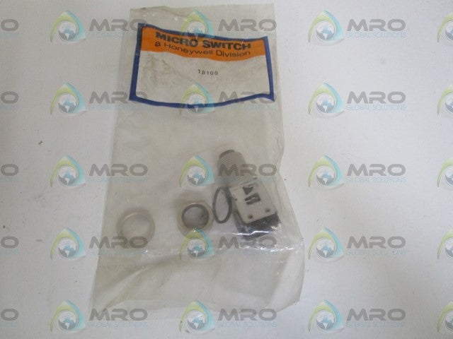 MICROSWITCH 1B100 SNAP ACTION SWITCH  *NEW IN FACTORY BAG*