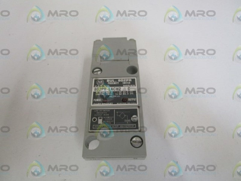 ALLEN BRADLEY 802PR-LACH2 SER. C PROXIMITY SWITCH (AS PICTURED)  UNMP
