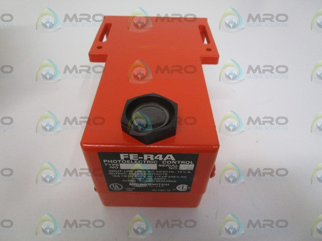 MICROSWITCH FE-R4A PHOTOELECTRIC CONTROL *NEW IN BOX*