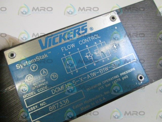 VICKERS FLOW CONTROL VALVE DGMFN-5-X-A1W-B1W-30 *NEW NO BOX*