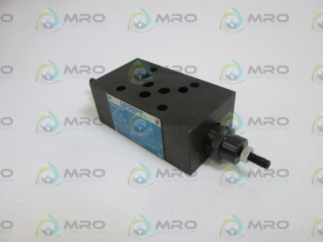 VICKERS FLOW CONTROL VALVE DGMFN-5-X-A1W-B1W-30 *NEW NO BOX*