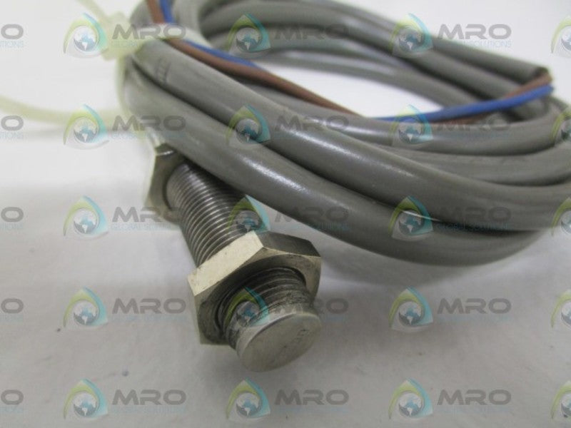 ALLEN BRADLEY 871TM-B2C12-A2 SER. A PROXIMITY SWITCH  UNMP