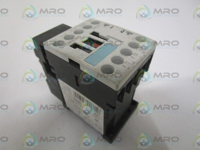 SIEMENS 3RT1017-1AK61 CONACTOR *USED*