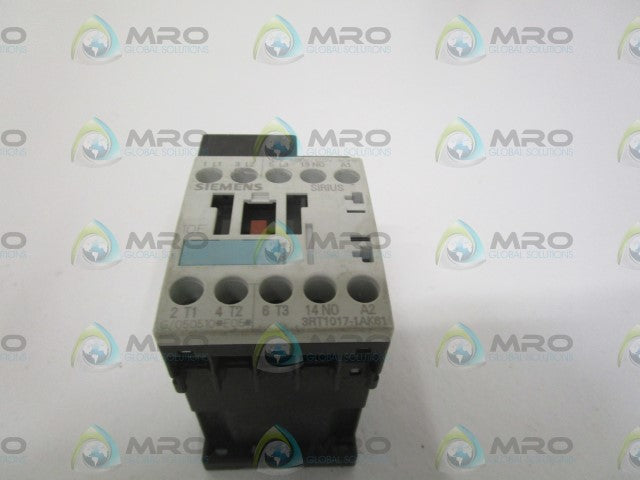 SIEMENS 3RT1017-1AK61 CONACTOR *USED*