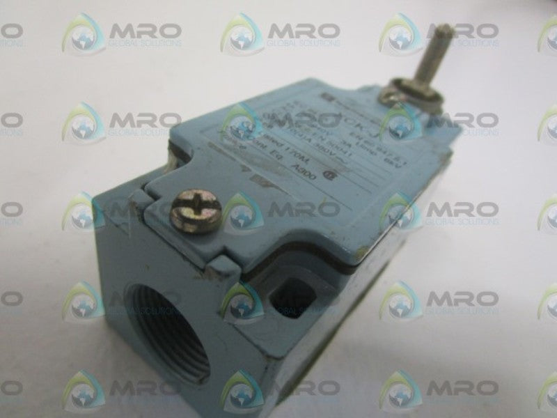 TELEMECANIQUE ZCK-J1 LIMIT SWITCH  UNMP