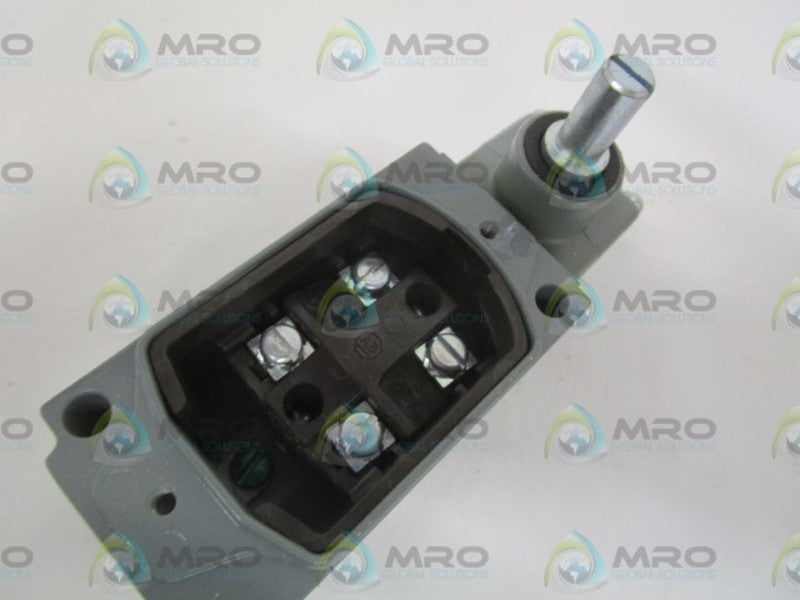 INDUSTRIAL SPARE PART 40192-021-52 OPERATING HEAD (AS PICTURED)  NSNP