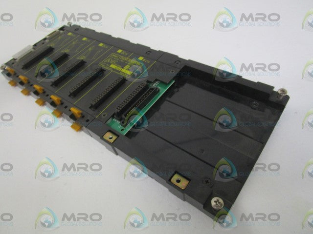 OMRON C200H-BC051-V1  CPU BASE UNIT *NEW NO BOX*