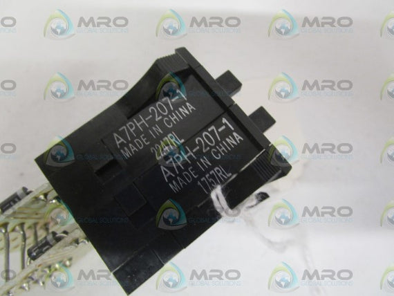 LOT OF 2 OMRON A7PH-207-1  THUMBWHEEL SWITCH (AS PICTURED) *NEW NO BOX*