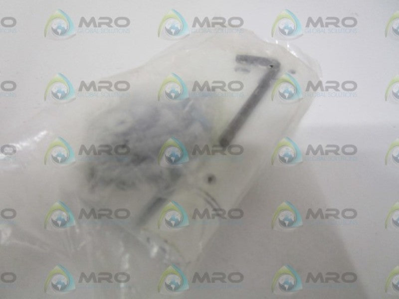 GRAINGER 4PA81C SPRING HINGE *NEW IN FACTORY BAG*