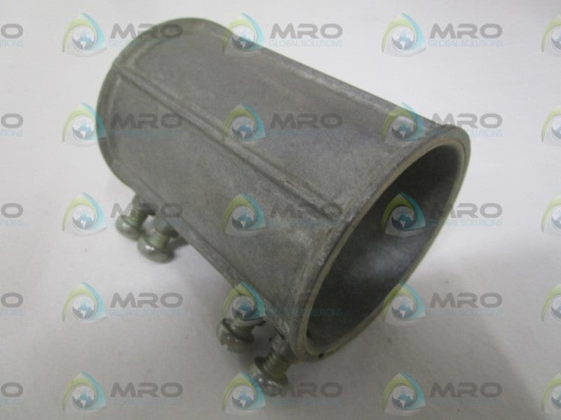 HALEX L132 CONDUIT CONNECTOR  NSNP
