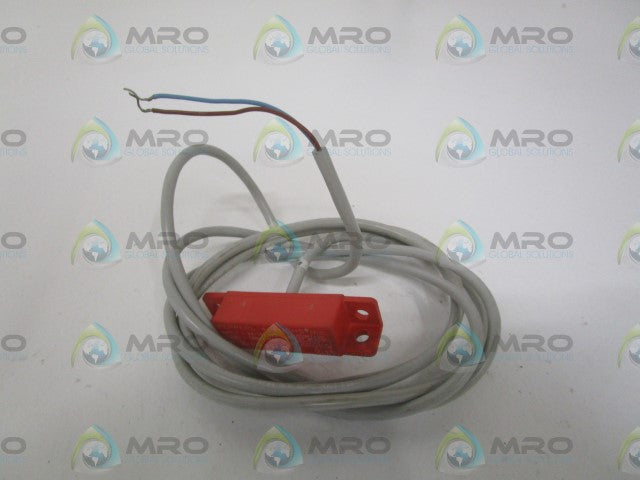 PEPPERL+FUCHS 40FY36-020 PROXIMITY SWITCH *USED*
